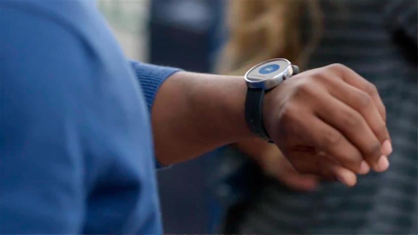 Google quer dominar o mercado de relógios inteligentes