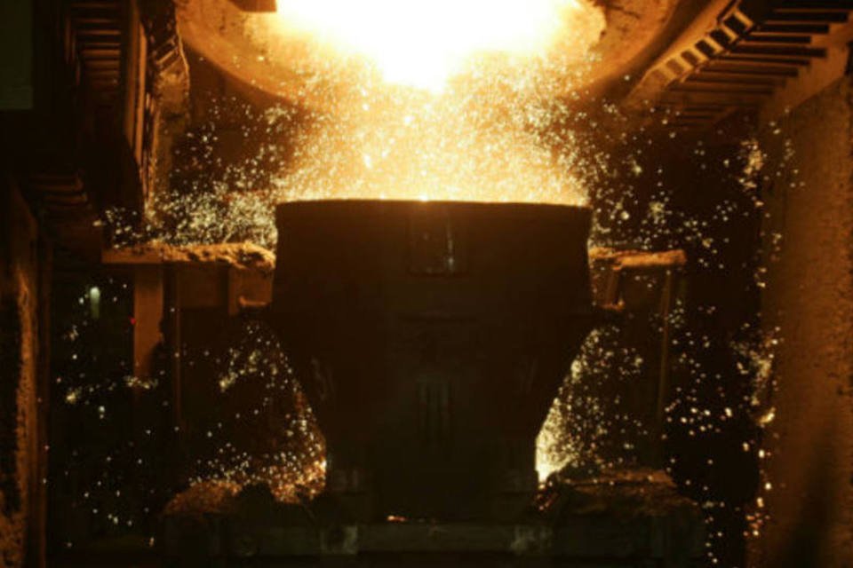 ArcelorMittal segue Usiminas e comunica alta de preços