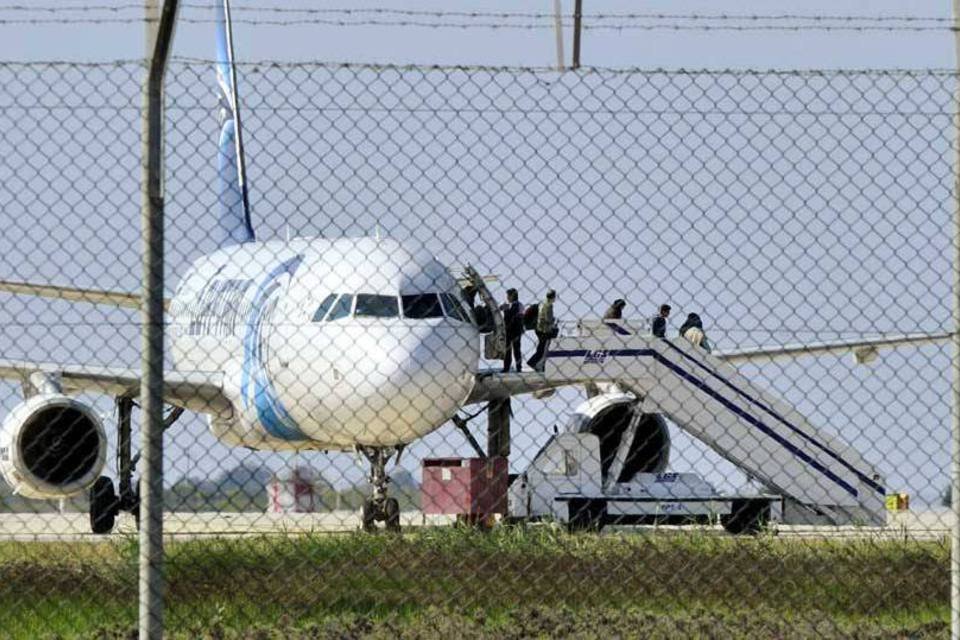 Sequestrador do avião é "desequilibrado", afirma Chipre