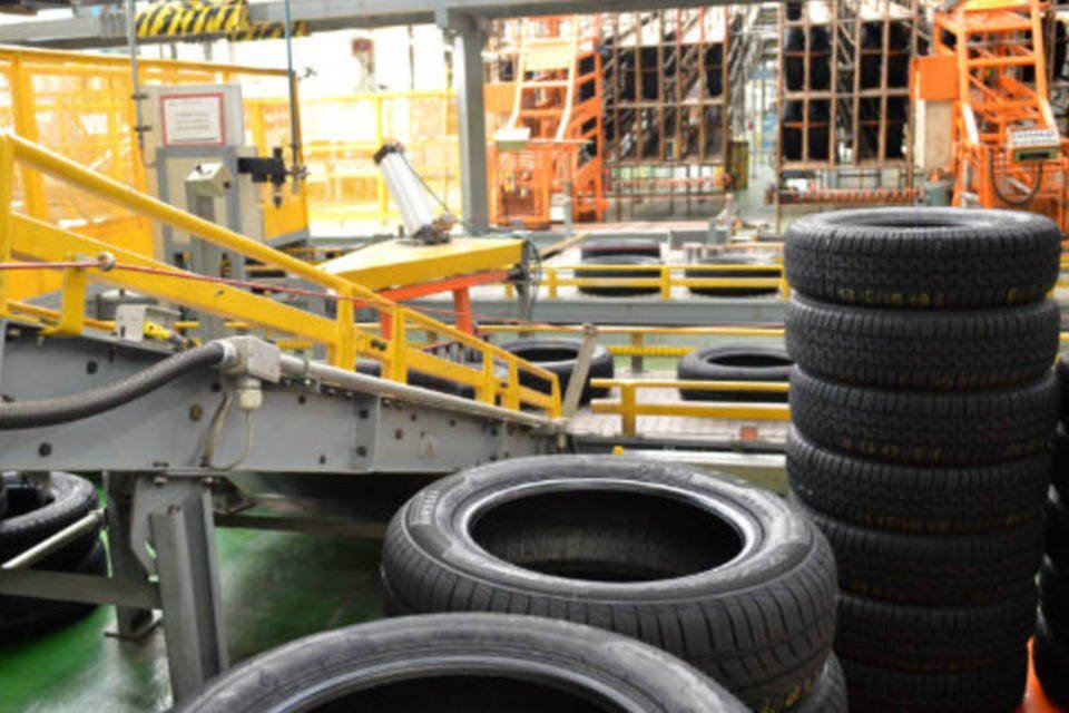 Conheça os bastidores da fabricação dos pneus Pirelli