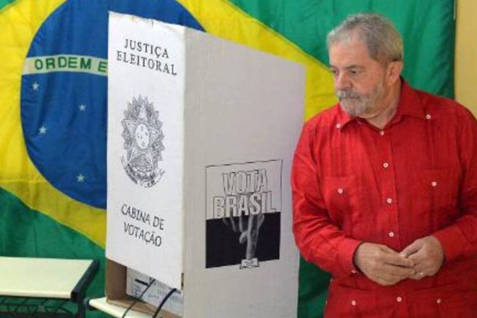 Lula não poderá votar no domingo, decide Justiça Eleitoral