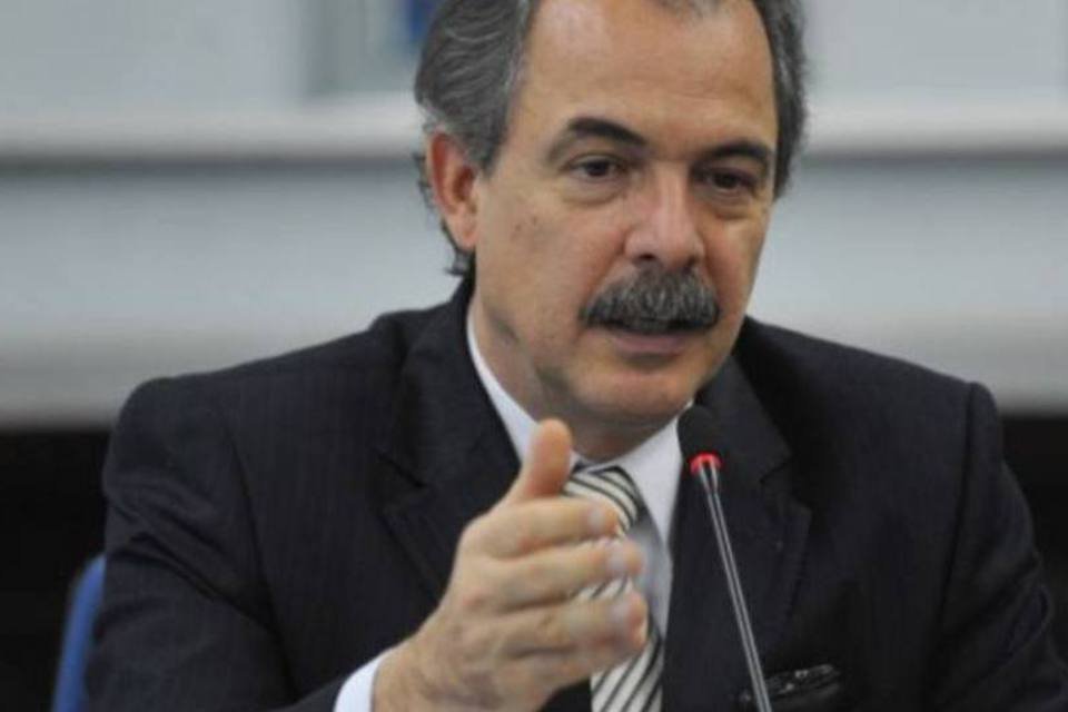 MEC vai incluir ciências na Prova Brasil, informa ministro