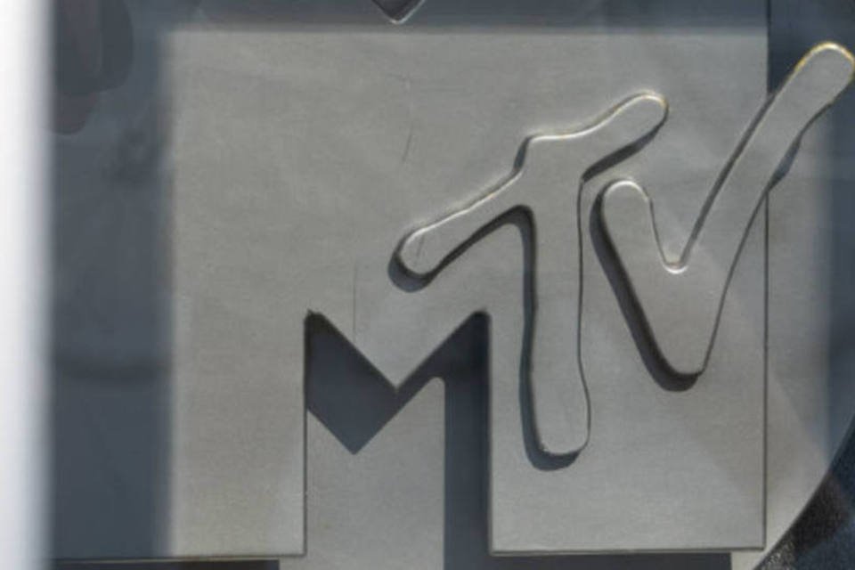 O cabo agoniza no 39º aniversário da MTV