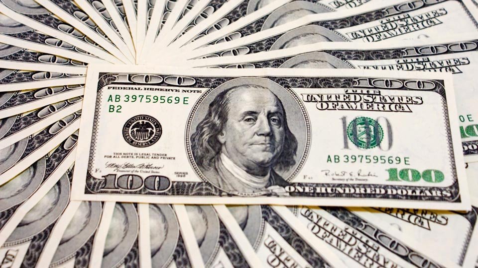 Dólar cai 0,44% e vai ao menor patamar em mais de 2 meses