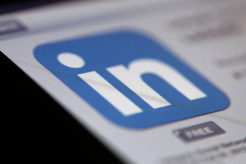 LinkedIn reverte prejuízo e tem lucro de US$ 8,6 mi no 3º tri