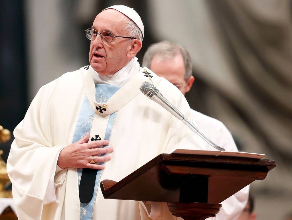 Papa lamenta banalização de ofensas após sofrer ataques anônimos