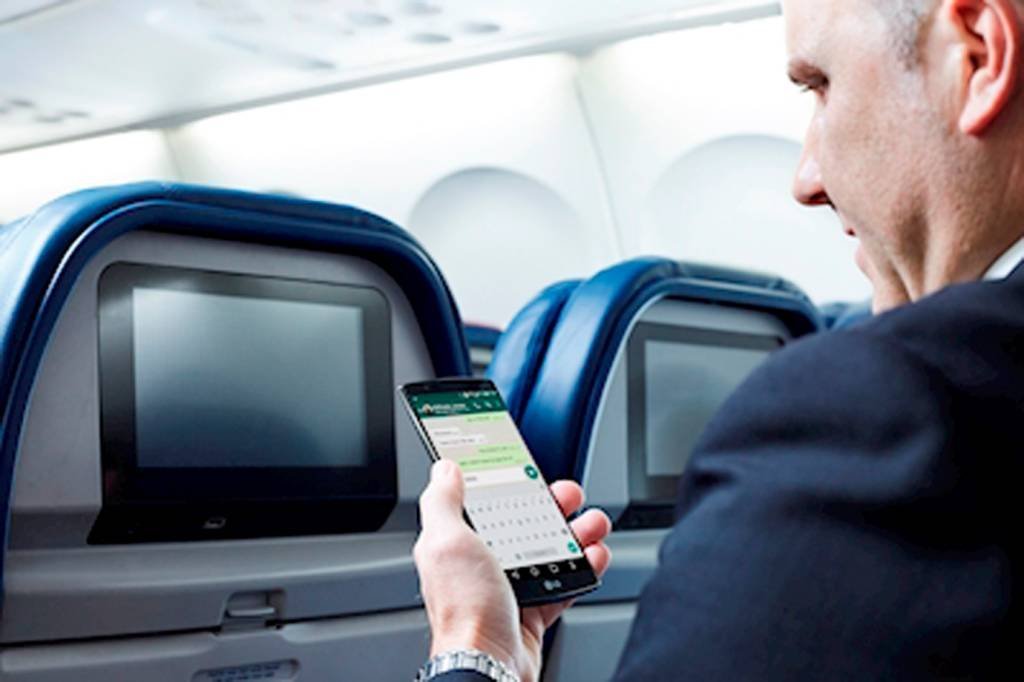 Delta oferece serviço que permite usar WhatsApp em voo