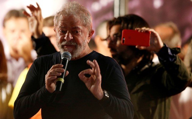 Lula: paradoxalmente, a "Lei da Ficha Limpa" foi promulgada pelo próprio Lula no último ano de seu mandato (Rodolfo Buhrer/Reuters)