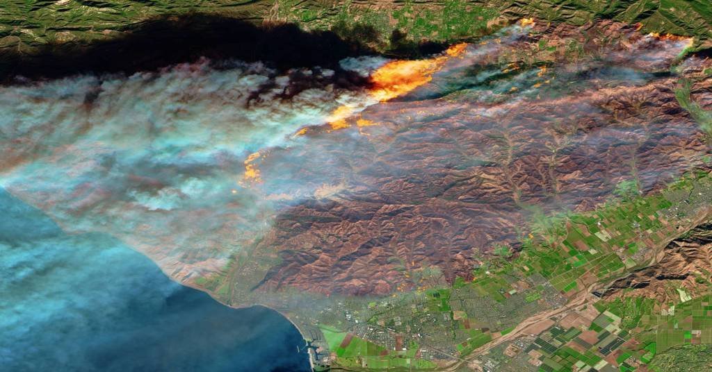 INCÊNDIOS: Imagem de satélite da Nasa, agência espacial americana, mostra as chamas do Camp Fire / NASA