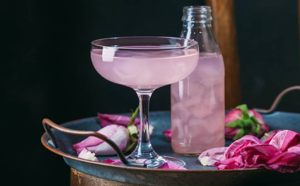O drink perfeito para a festa do Orgulho Gay: vodca e rosé
