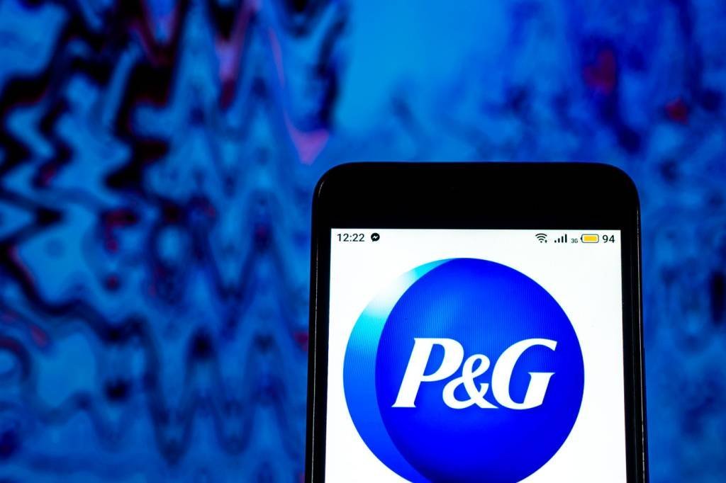 P&G tem alta de 12% no lucro do 3º trimestre