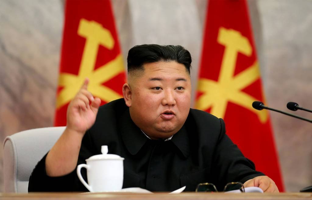 Kim reaparece e Coreia do Norte anuncia reforço em arsenal nuclear