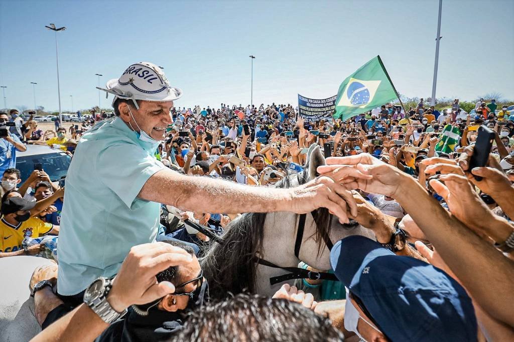 Com popularidade em alta, Bolsonaro volta ao Nordeste