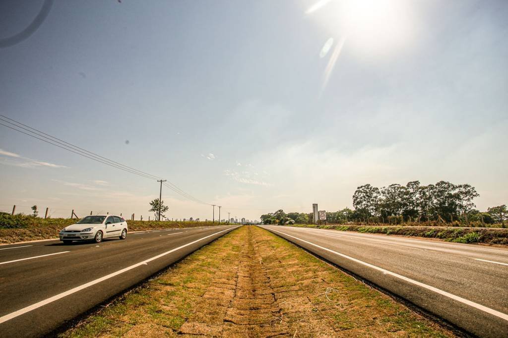 Prates e ministro do transportes querem criar grupo de trabalho para mapear demanda de asfalto