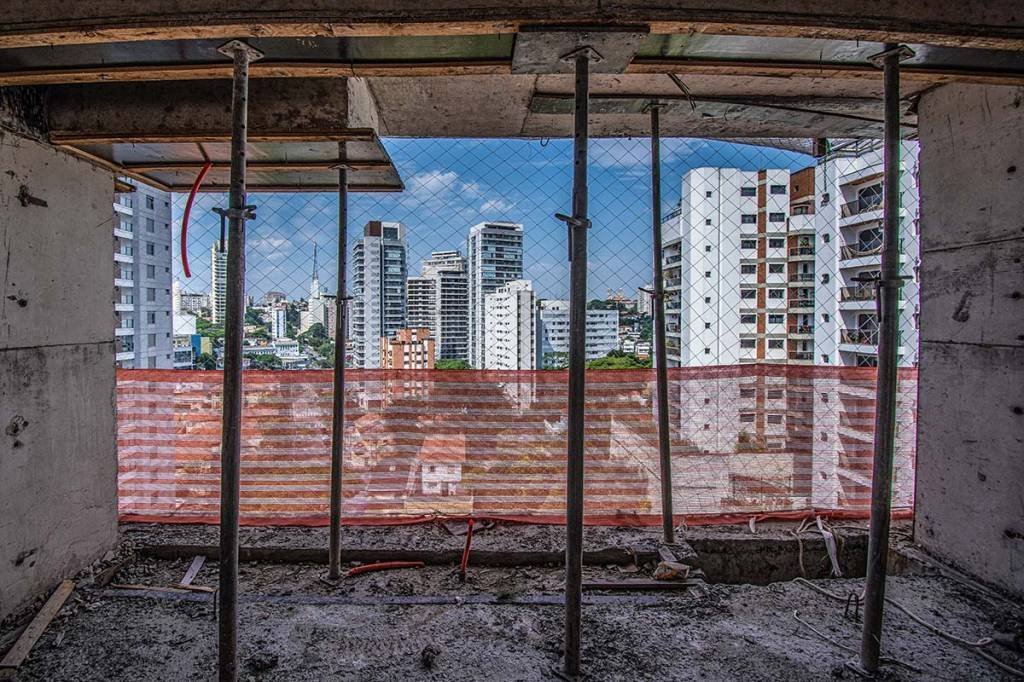 Prédio em obras em São Paulo: setor de construção continua aquecido | Foto: Germano Lüders/EXAME (Germano Lüders/Exame)