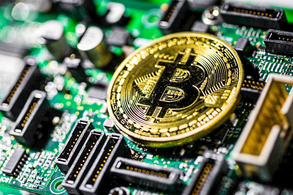 Mineração de bitcoin  (Bloomberg/Getty Images)