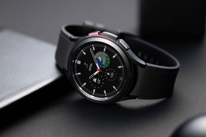 Novo Galaxy Watch 4, da Samsung, mede seu percentual de gordura
