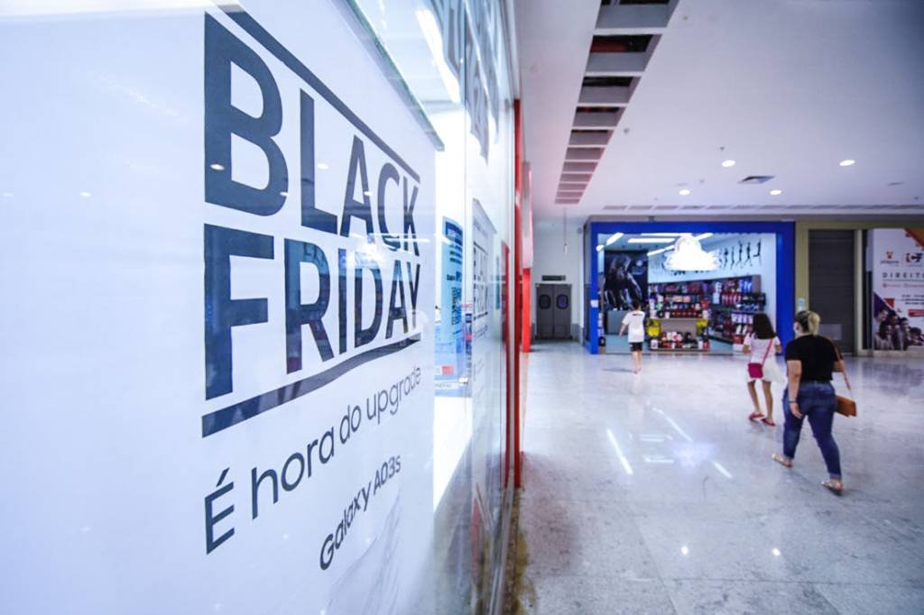 Com menos inflação, comércio espera recorde de vendas na Black Friday