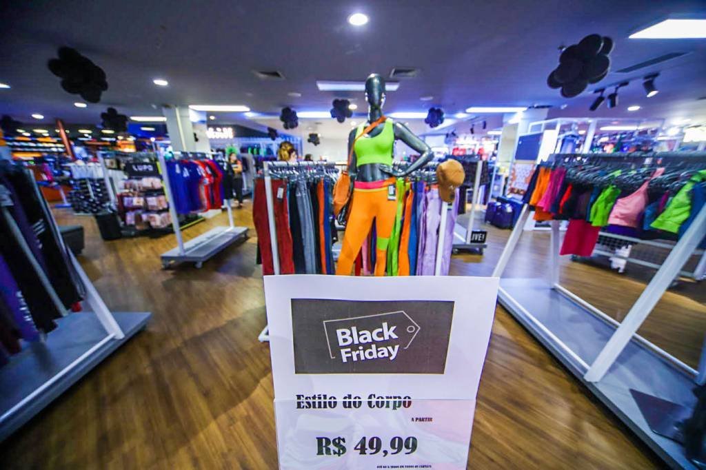 Black Friday: maioria tem medo de cair em fraudes durante as compras