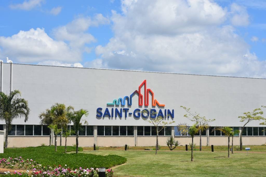 Saint-Gobain abre vagas para Programa de Trainee 2024. Saiba como se inscrever