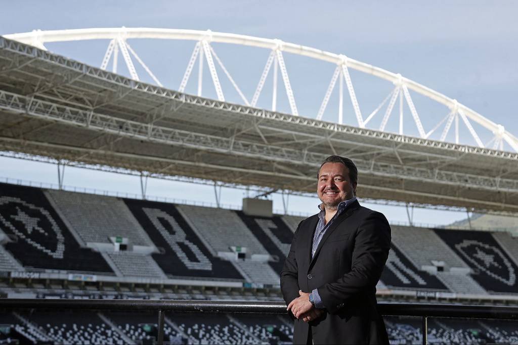 Queremos reinventar o modelo do futebol brasileiro, diz CEO do Botafogo