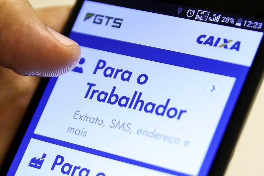 Saque-aniversário do FGTS: o crédito do benefício é disponibilizado pela conta poupança digital Caixa Tem (Marcelo Camargo/Agência Brasil/Divulgação)
