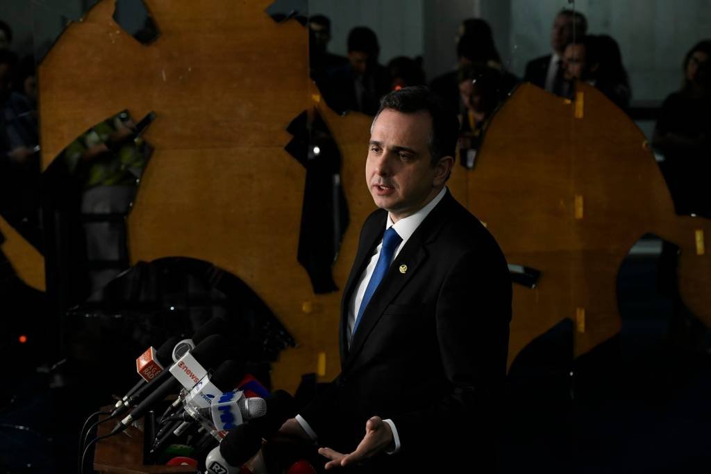 Pacheco diz que sentiu "compromisso" de líderes partidários com equilíbrio fiscal