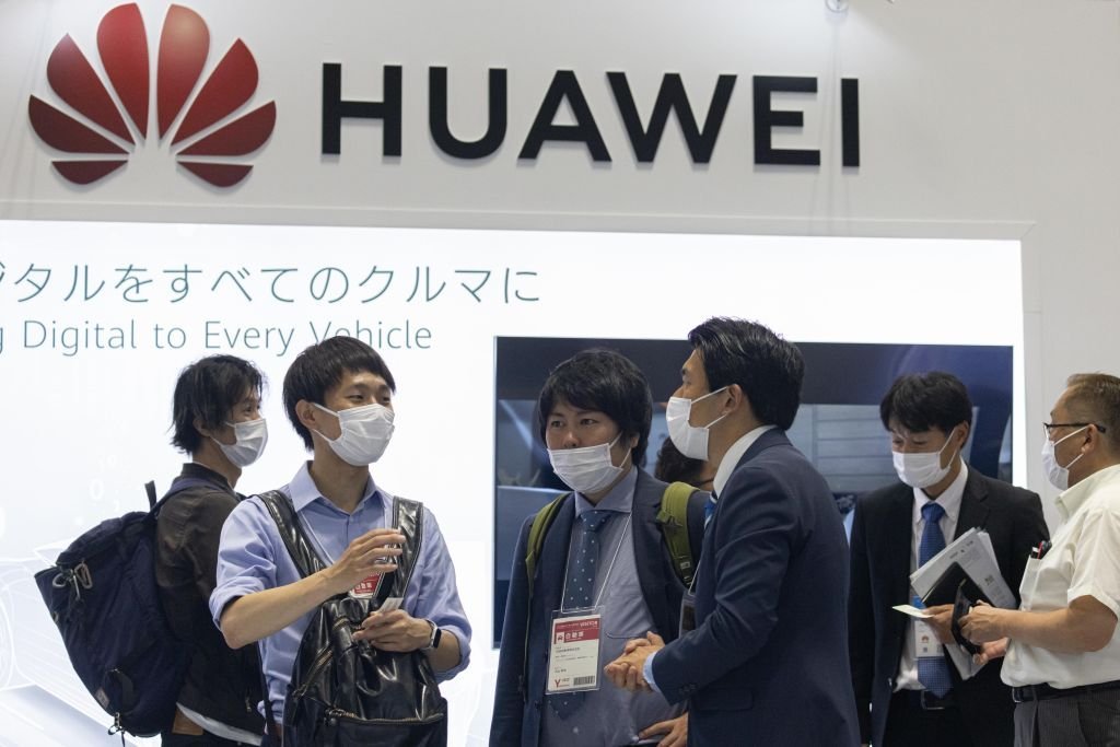 MWC 2024: China Mobile e Huawei anunciam seus cronogramas para a comercialização de 5.5G