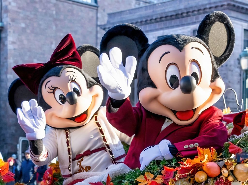 Imagem referente à notícia: Disney anuncia joint-venture com Reliance, gigante da Índia