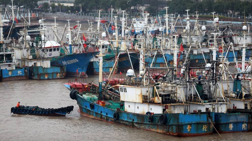 Naufrágio de barco de pesca chinês deixa 39 pessoas desaparecidas no Oceano Índico