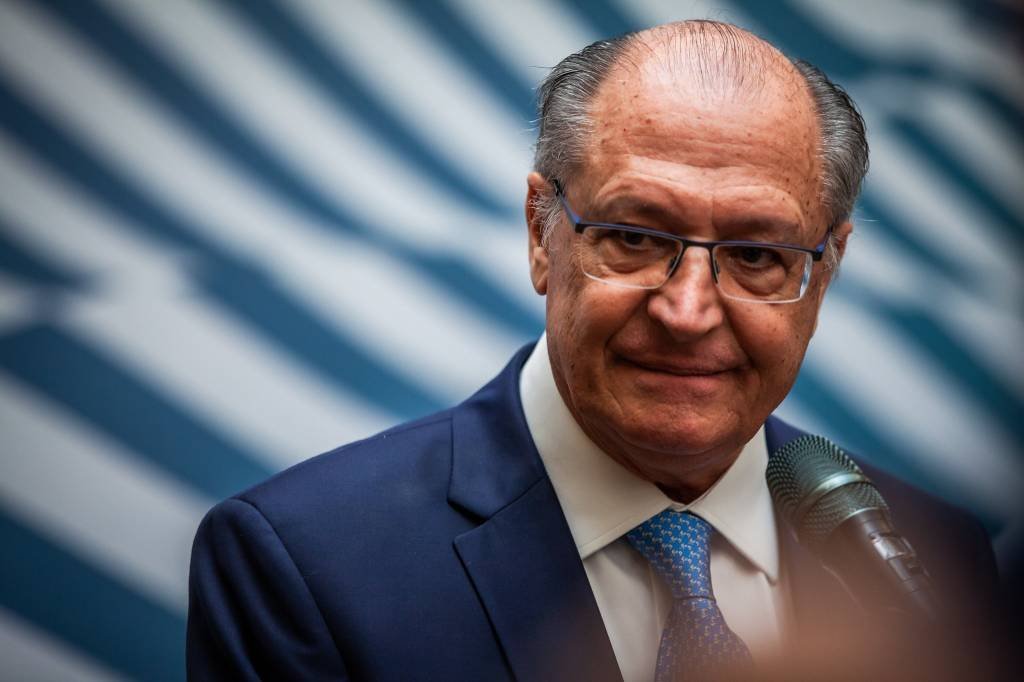 Alckmin cria grupos para revisar plano e criar centro de excelência de fertilizantes