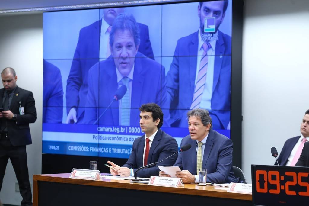 Haddad defende início do ciclo de corte nos juros e culpa governo Bolsonaro por taxa de 13,75%