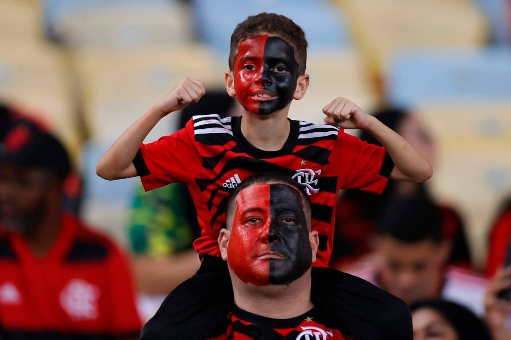 Flamengo e São Paulo ficam entre as 30 maiores médias de público do mundo em 2023; veja ranking