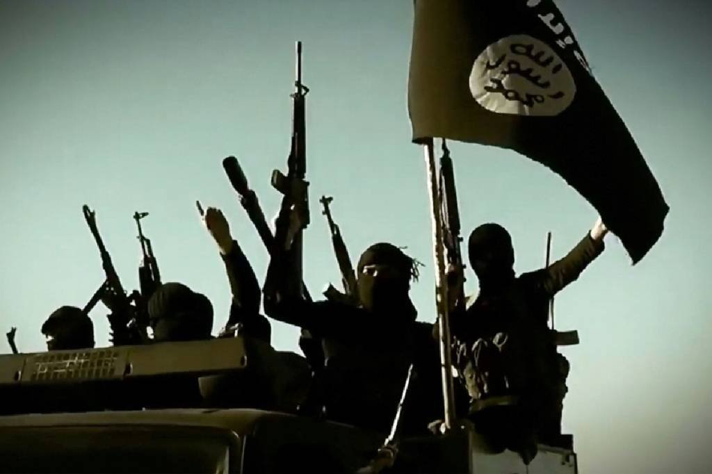 Estado Islâmico anuncia morte de líder e nomeia sucessor