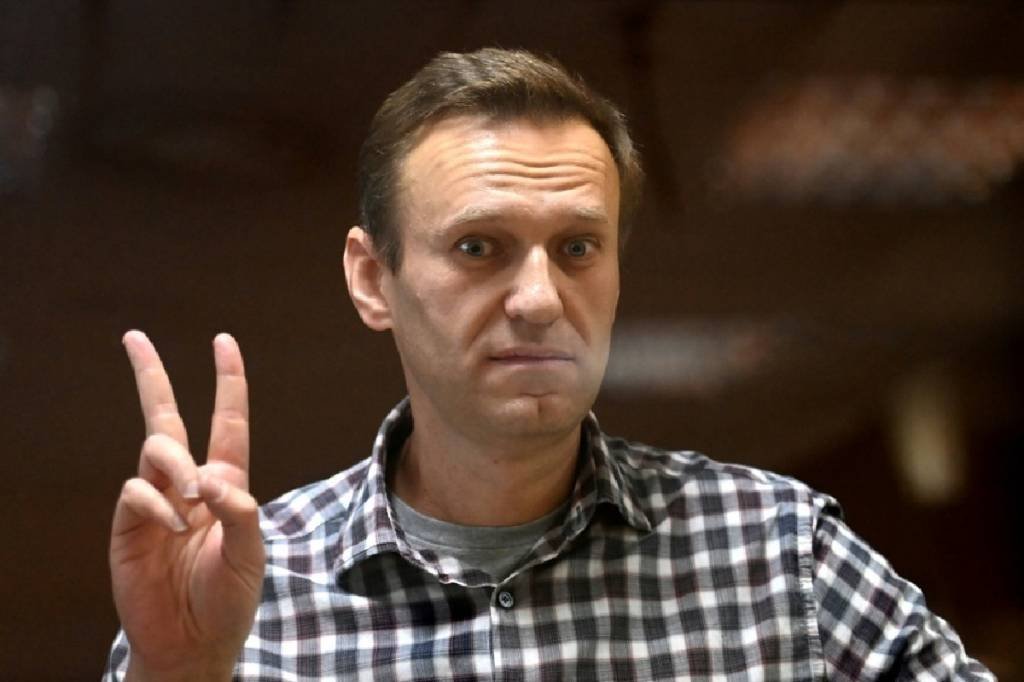 Opositor de Putin, Navalny é condenado a 19 anos de prisão