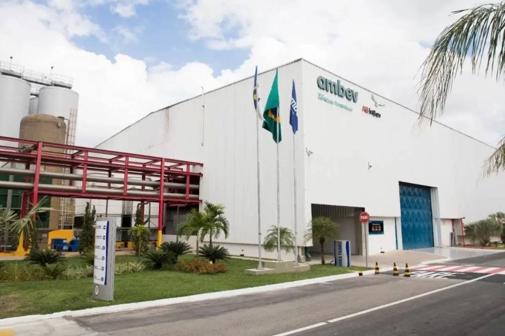 Ambev investe R$ 400 milhões no Nordeste para aumentar produção de cervejas premium