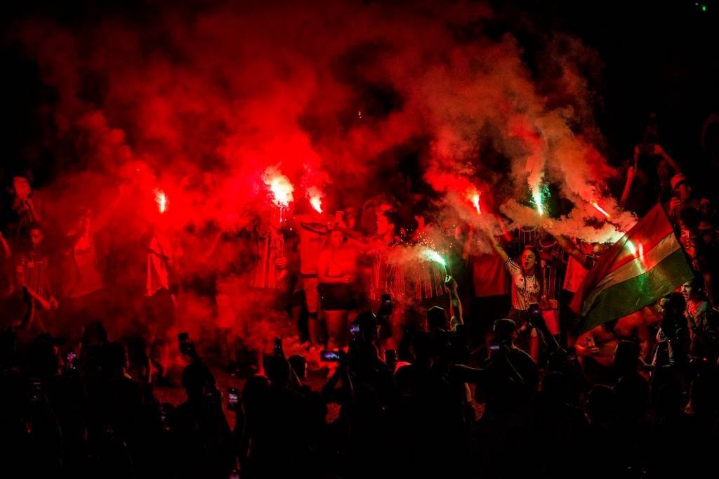 Campeão da Libertadores, Fluminense impulsiona engajamento nas redes sociais; veja números
