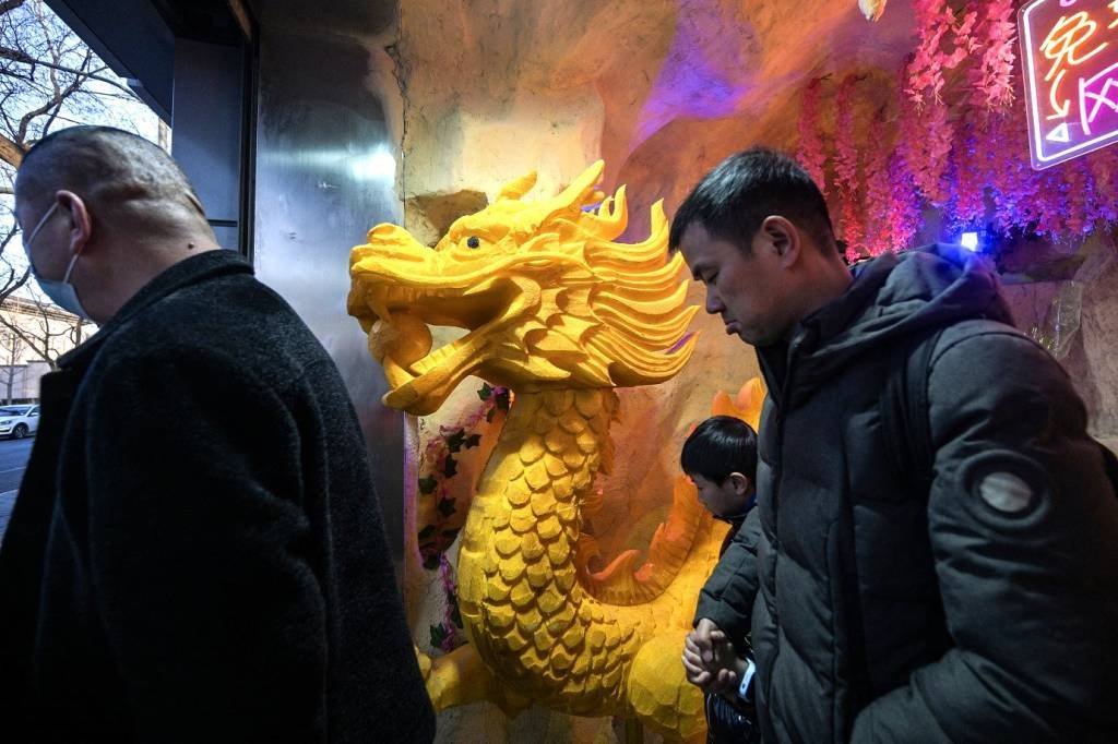 Ano Novo Chinês: Exposição de arte com tema de dragão é destaque em Xangai