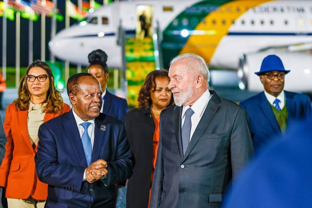 Lula desembarca na Etiópia onde reforçará apelo por financiamento climático dos países africanos