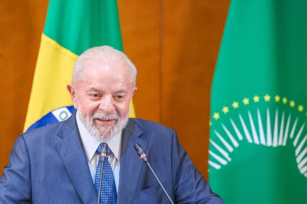 Imagem referente à notícia: Lula deve ter ao menos 2 reuniões bilaterais em viagem à Guiana, diz Itamaraty