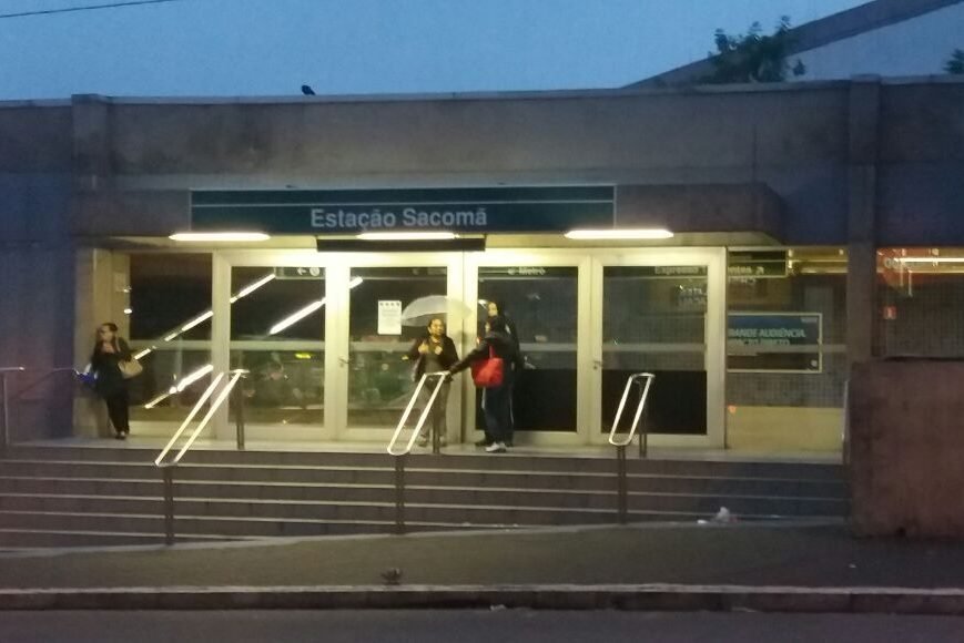 Greve geral - estação Sacomã do metrô fechada