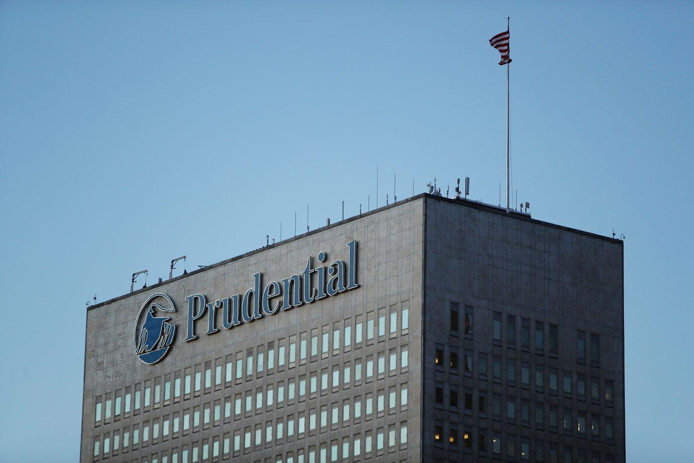 An American flag flies on top of the Prudential Financial Inc. Plaza in Newark, New Jersey, U.S., on Thursday, Jan. 25, 2018. Prudential Financial Inc. is scheduled to release earning figures on February 6, 2018. Photographer: Victor J. Blue/Bloomberg (Victor J. Blue/Bloomberg)