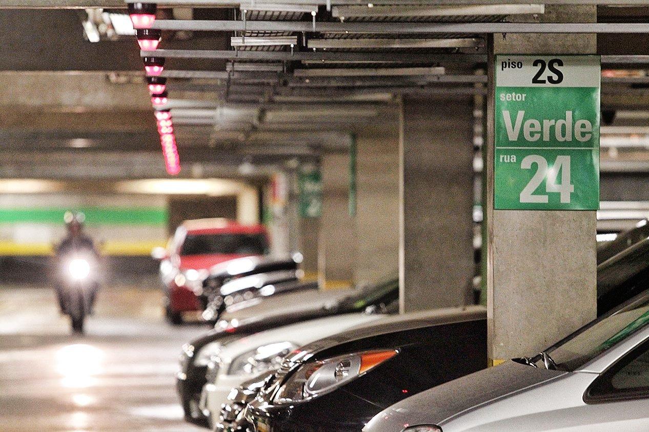 Garagem do aeroporto de Guarulhos: Uma das maiores operações da Estapar, com 9,7 mil vagas ( (Clayton de Souza/Estadão Conteúdo)