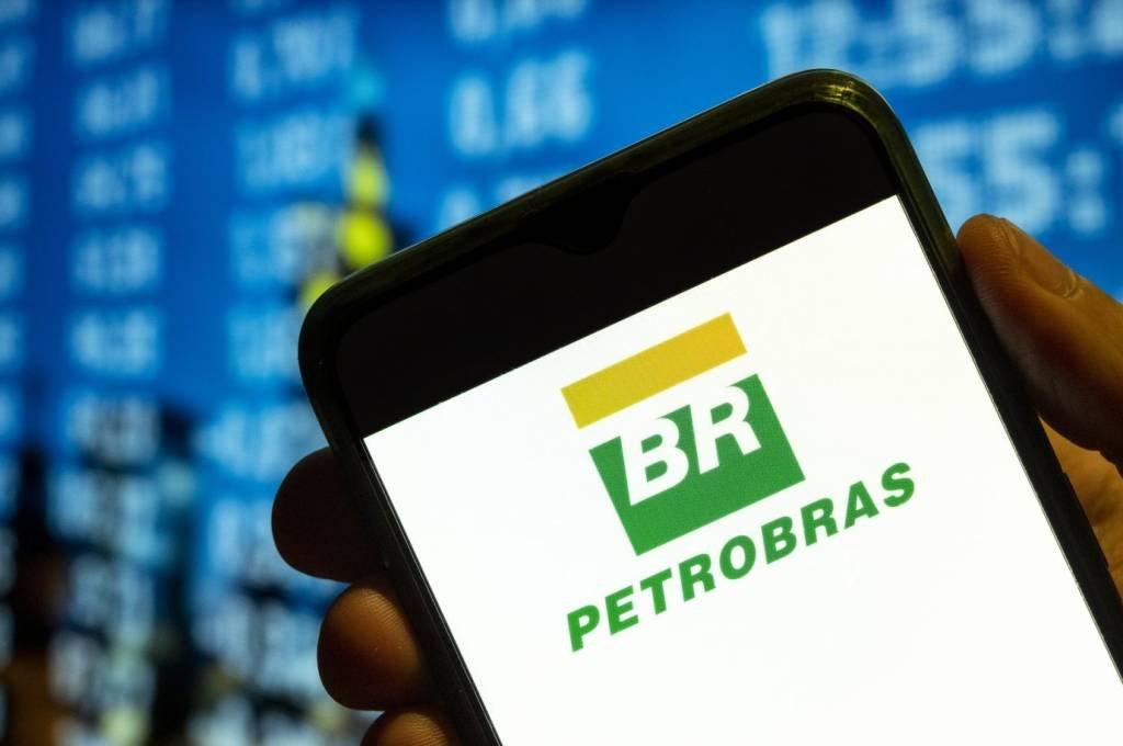 Petrobras: ação se valorizou 10,44% no último mês (Budrul Chukrut/SOPA Images/LightRocket/Getty Images)