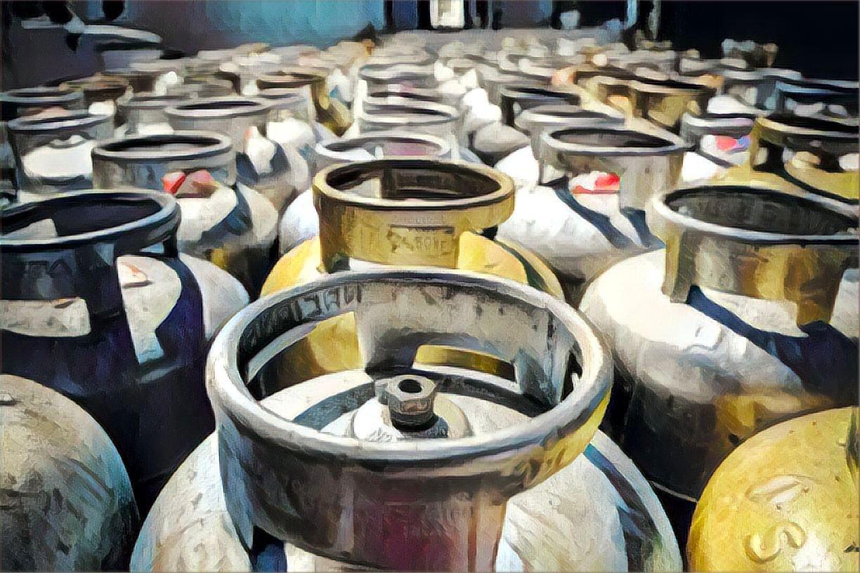 Gás de cozinha: políticas públicas eficazes são a saída para conter avanço - e acidentes - com lenha no país (Pedro Ventura/Agência Brasilia/Divulgação)