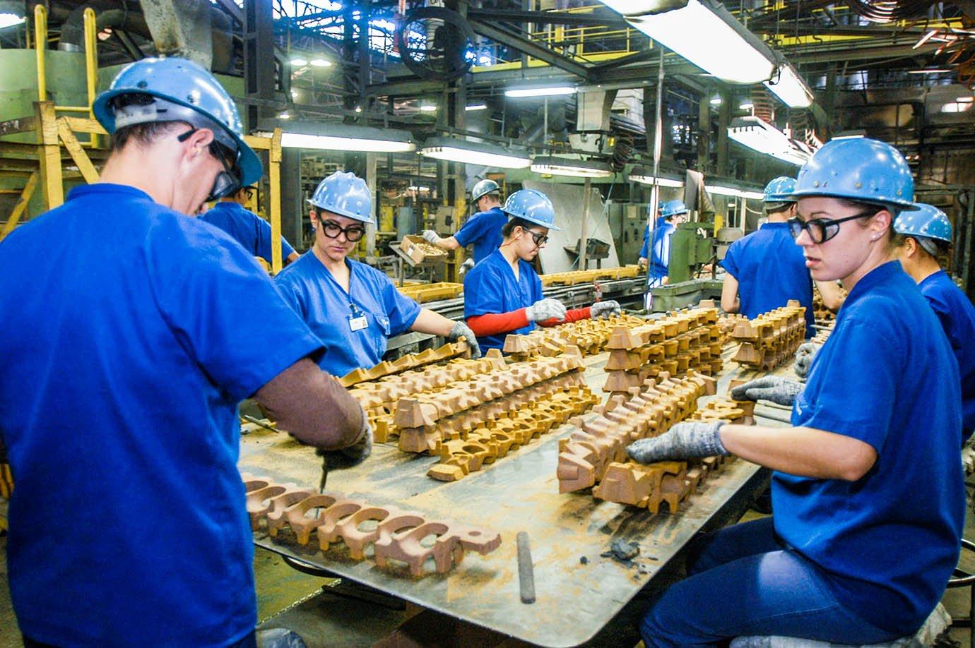 Linha de produção da Tupy: R$ 1,3 bilhão em novos contratos  (Lia Lubambo/Exame)