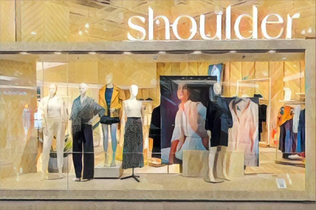 Shoulder: nova fachada das lojas faz parte do processo de construir marca de desejo (Shoulder/Divulgação)