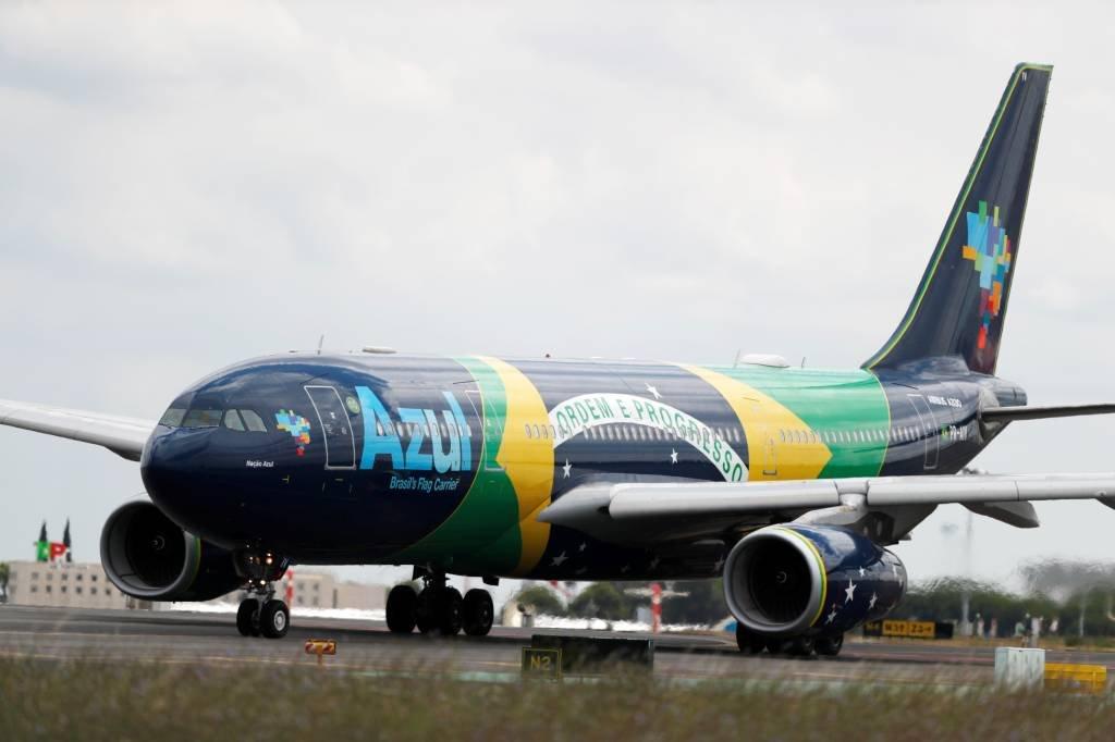 Avião da Azul: setor enfrenta crise com parada global devido à pandemia (Rafael Marchante/Reuters)