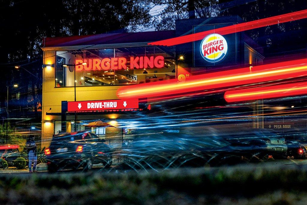 Zamp: Com quase 40% da empresa de fast food, Mubadala conseguiu aprovar retirada do Novo Mercado  (Eduardo Frazão/Exame)
