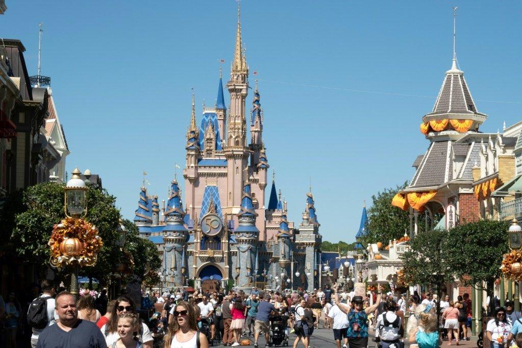 A Disney tem parques em diversos países do mundo (AFP/AFP Photo)